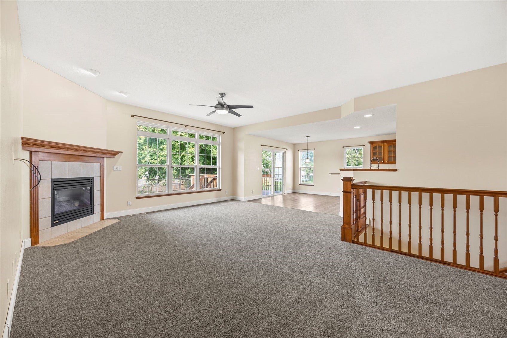 190 N 17th Avenue