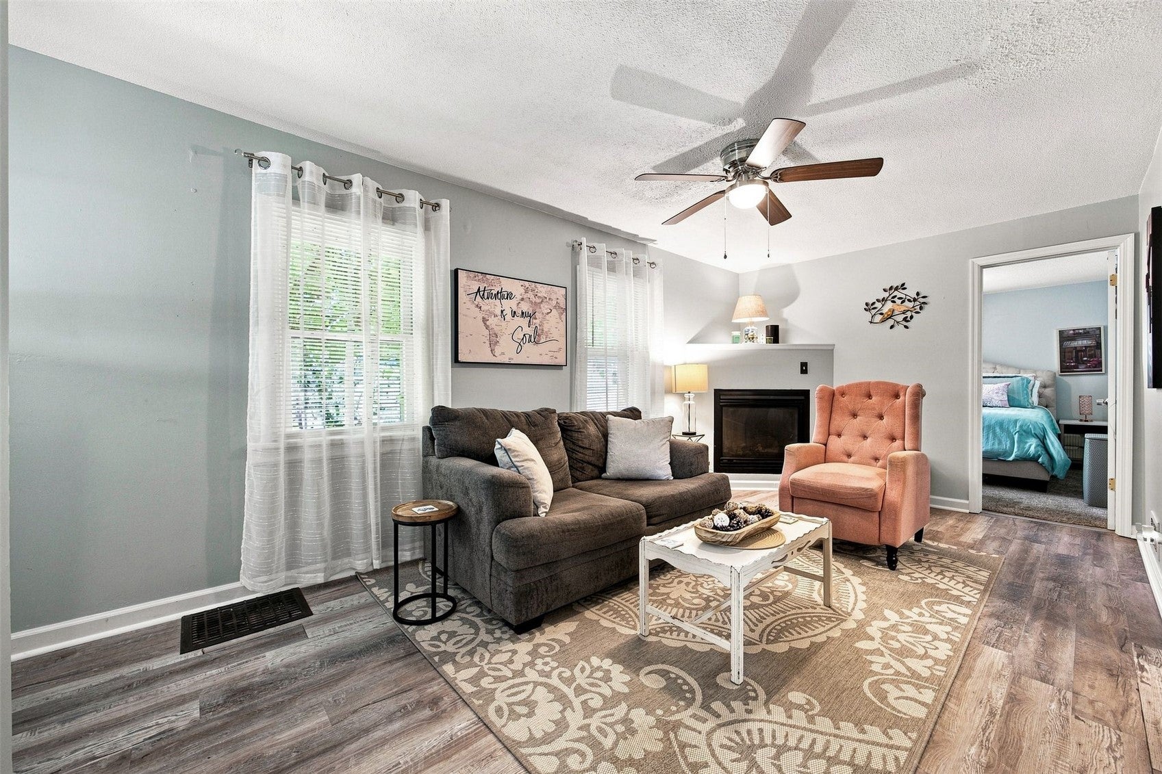4405 Navajo Drive NE