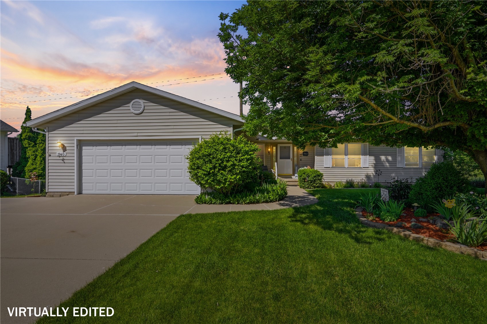 1940 48th Street Court