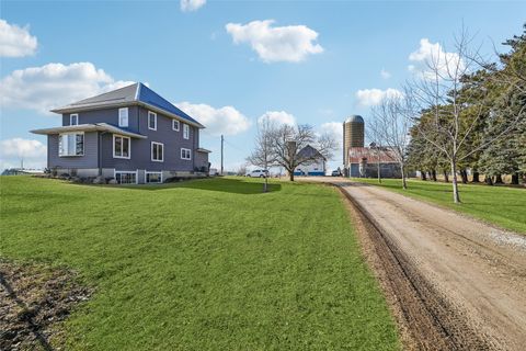 3281 Quasqueton Avenue Walker IA 52352