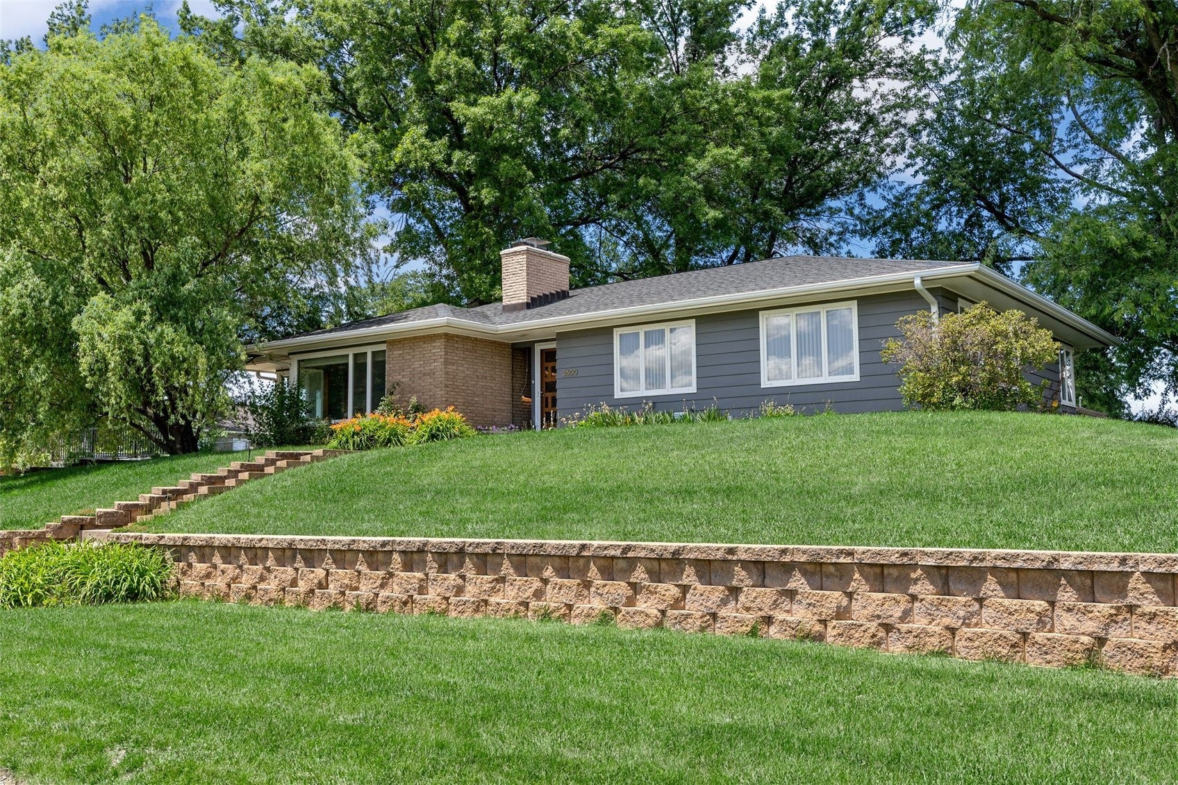 2600 Maple Drive NW