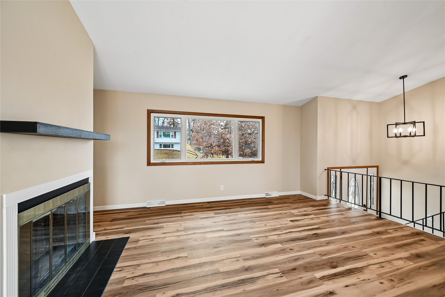 3632 Lynbrook Drive NE