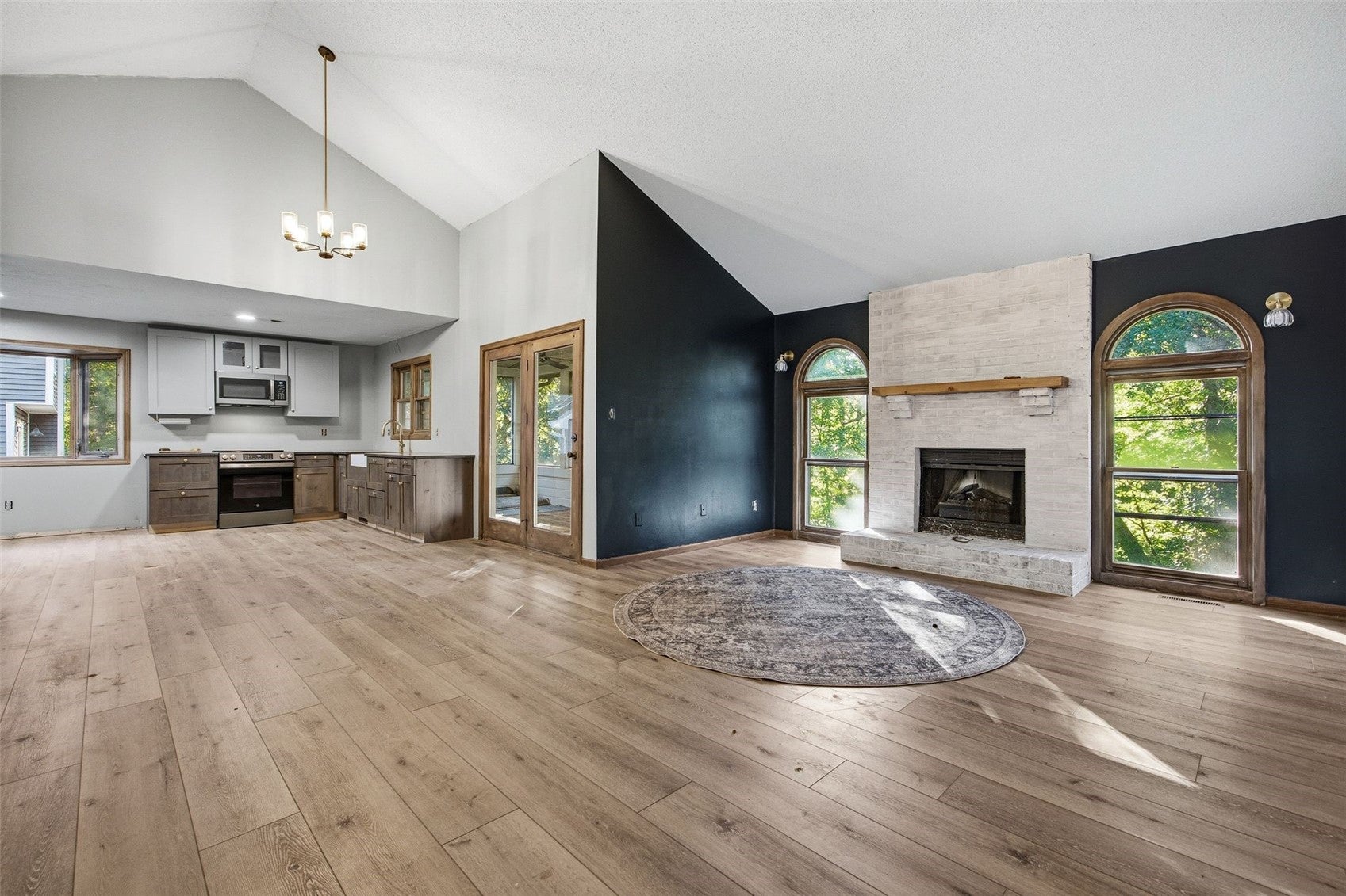 3533 Winterwood Court NE
