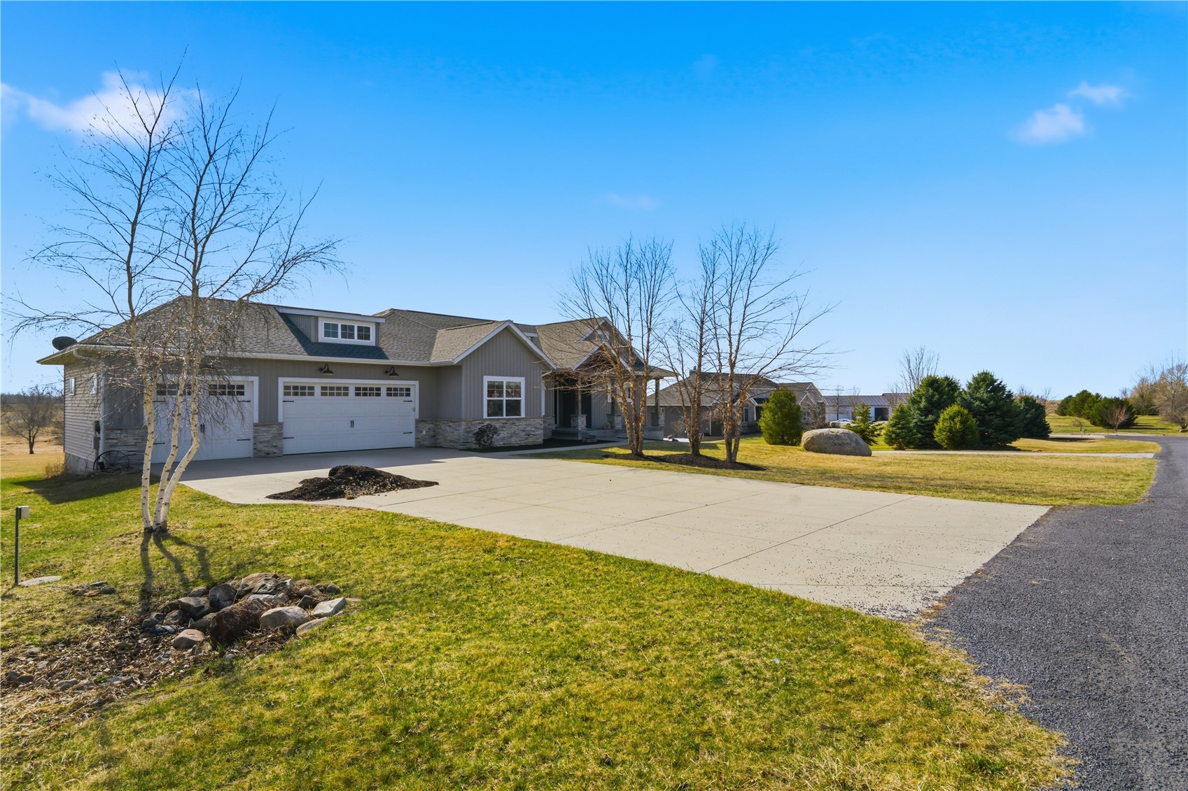 3359 Southridge Drive