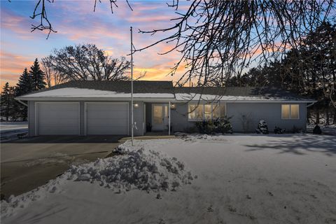 3885 Mohler Road Center Point IA 52213