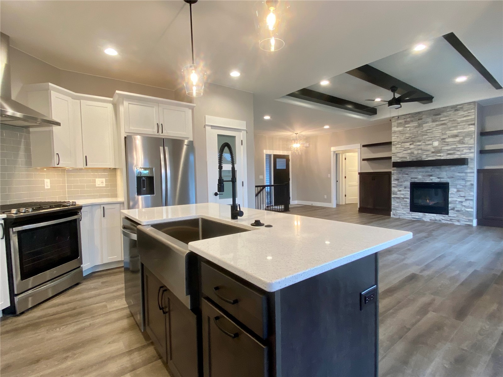 40 S Seven Oaks Road