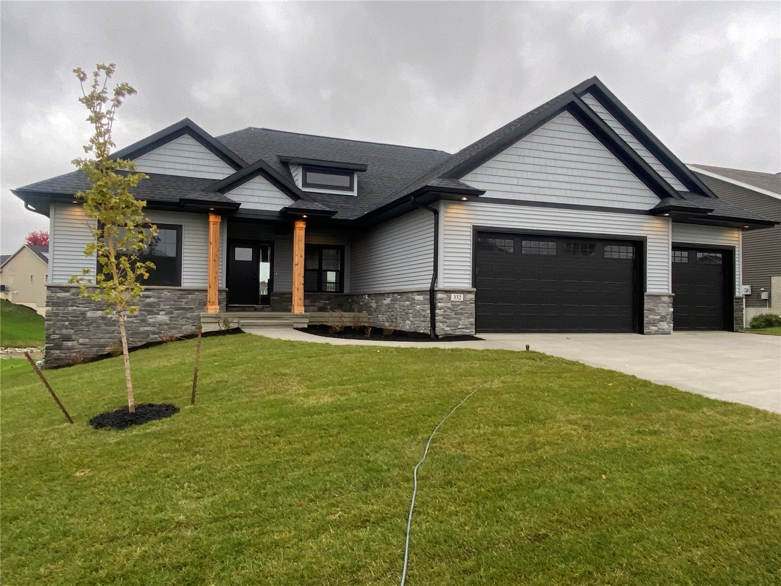 40 S Seven Oaks Road