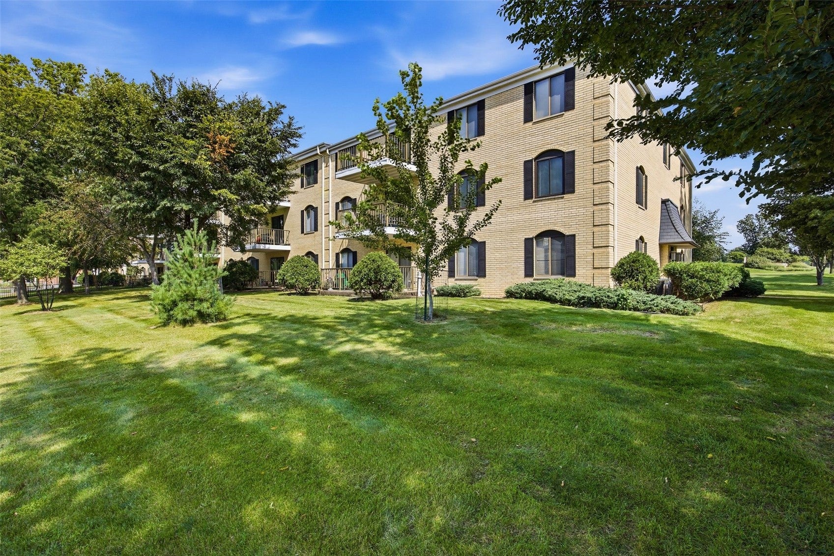 190 Cottage Grove Avenue SE 302