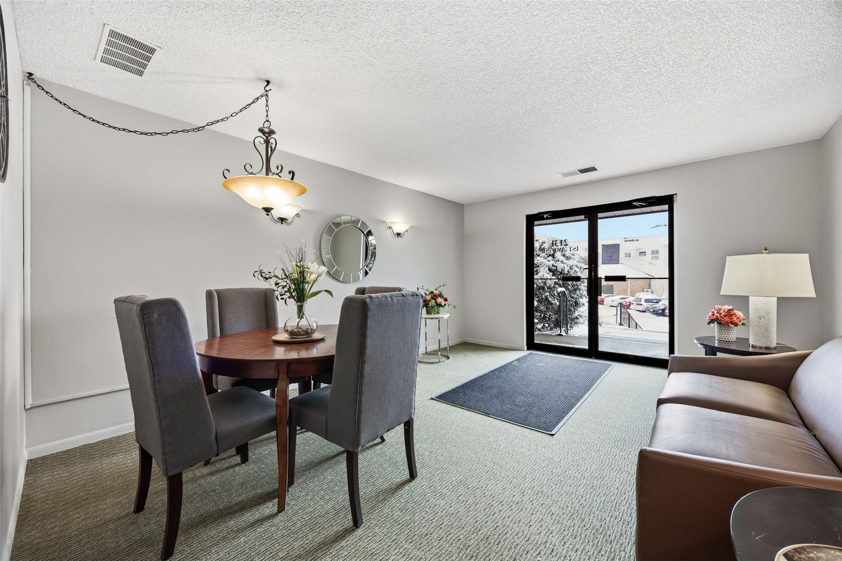 Photo 1 of 25 — 2131 1st Avenue SE 116, Cedar Rapids, IA 52403