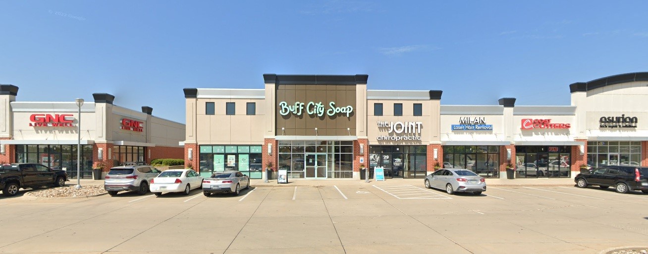 Photo 1 of 6 — 2300 Edgewood Road SW G, Cedar Rapids, IA 52404