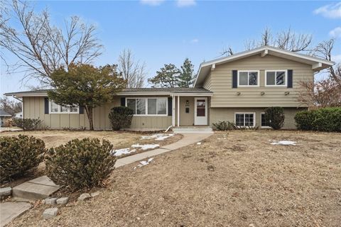 3831 Tomahawk Trail SE Cedar Rapids IA 52403