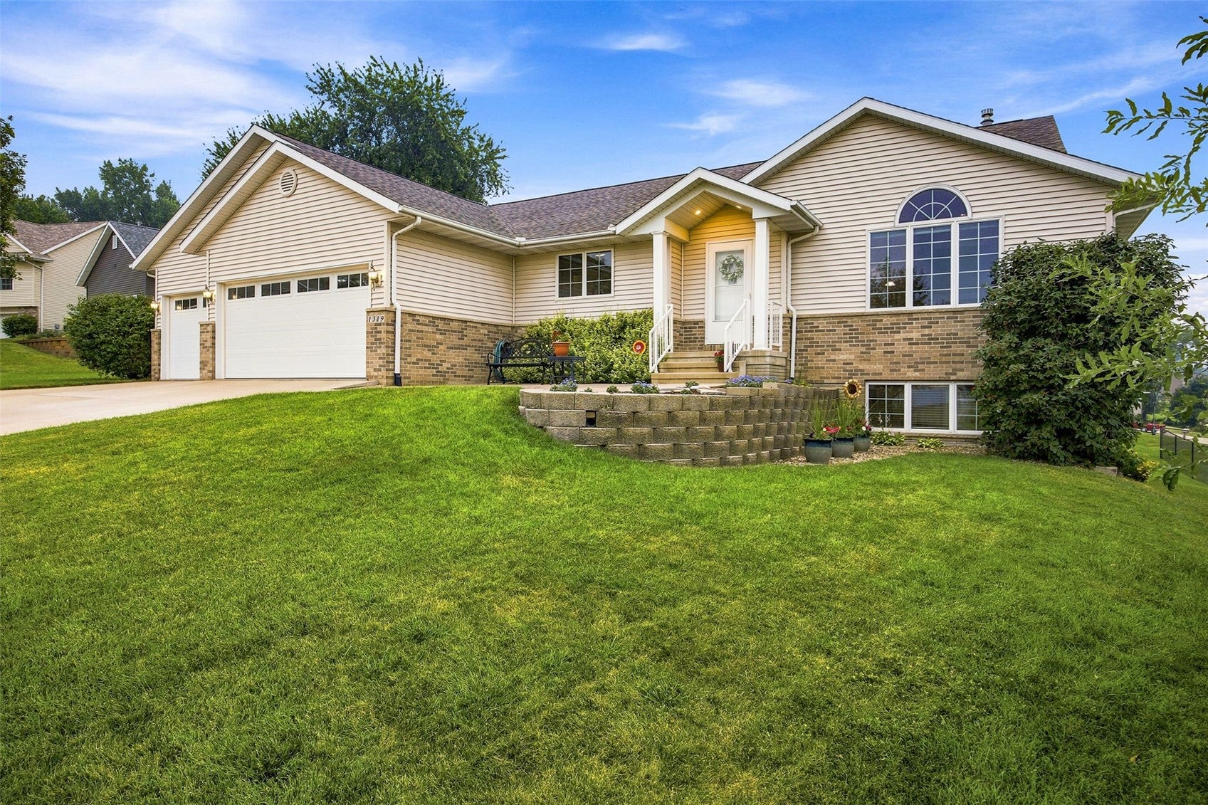 1319 Jackson Woods Court NW