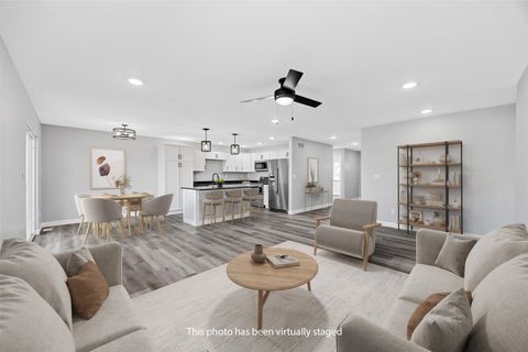 110 W Washington Street Norway IA 52318