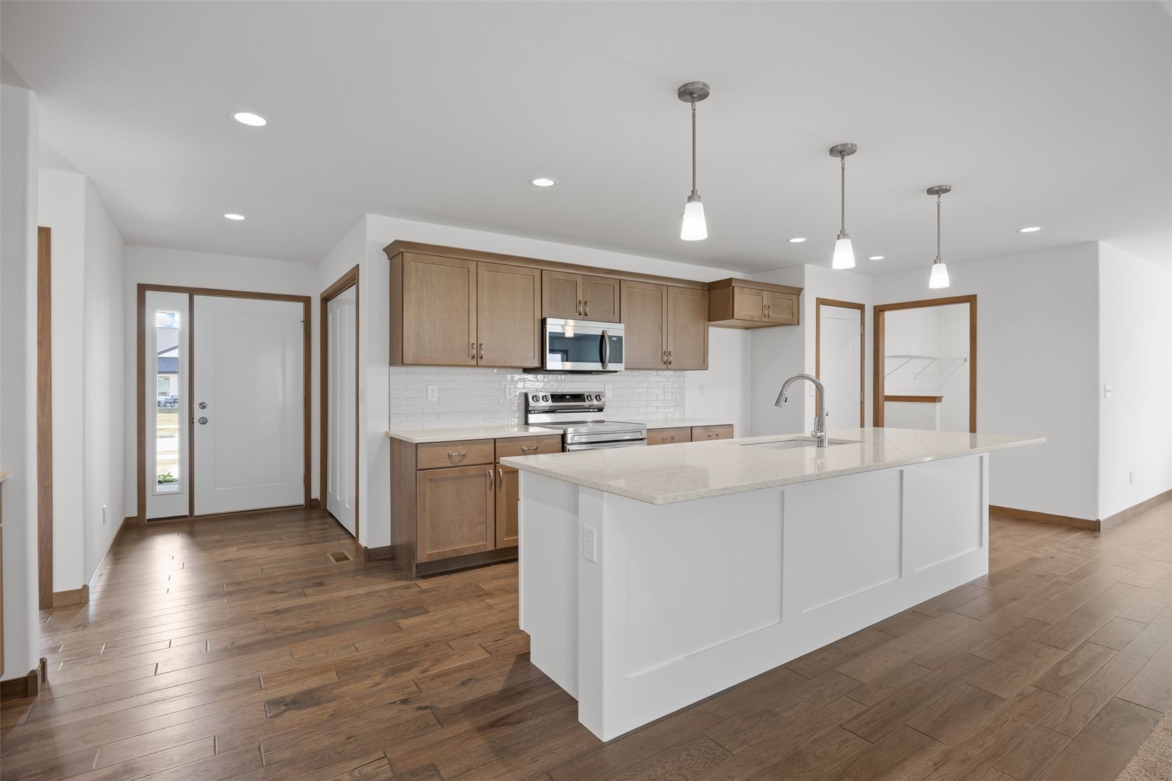 2915 Sequoia Drive SW