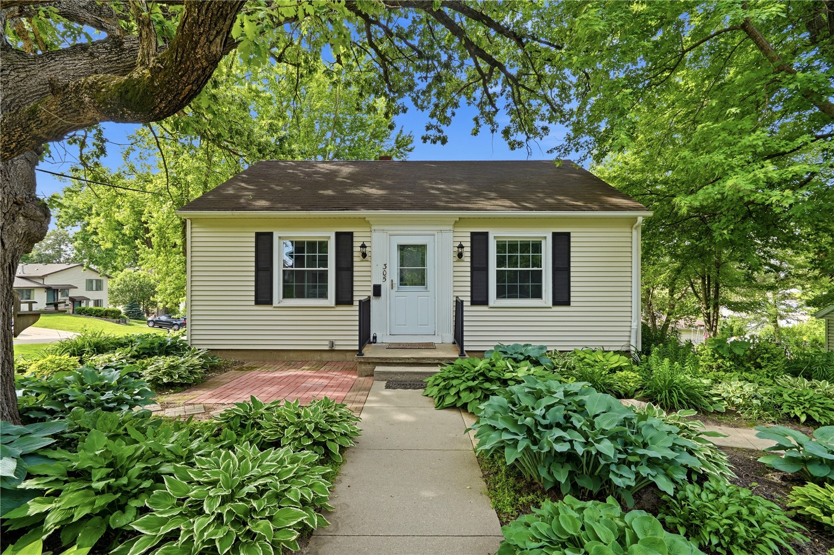 305 E Cedar Street