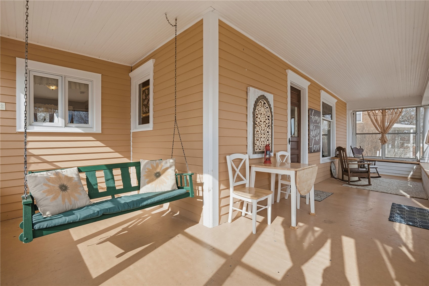 212 S Chestnut Street