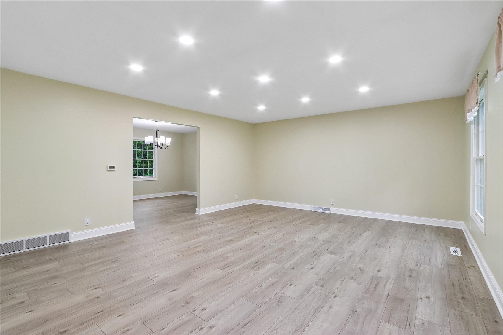 5 Hillcrest Heights Lane