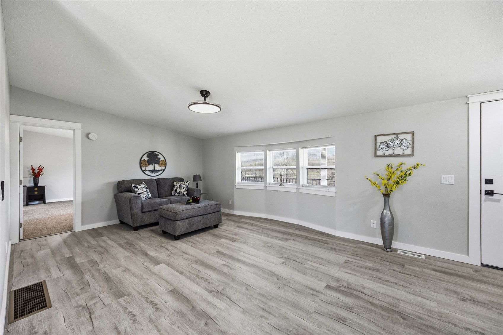 714 Regal Ridge Court