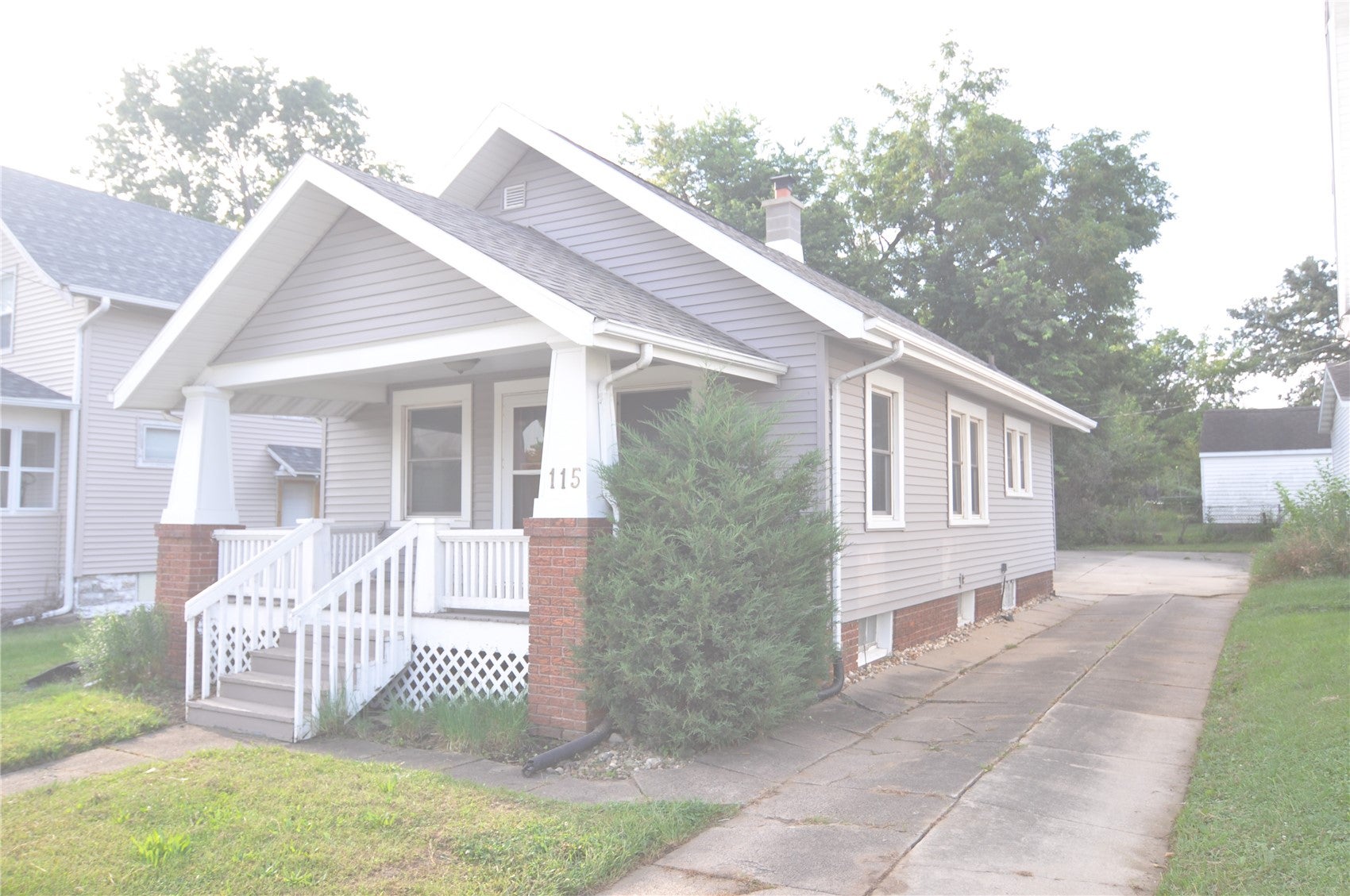 115 27th Street Drive SE