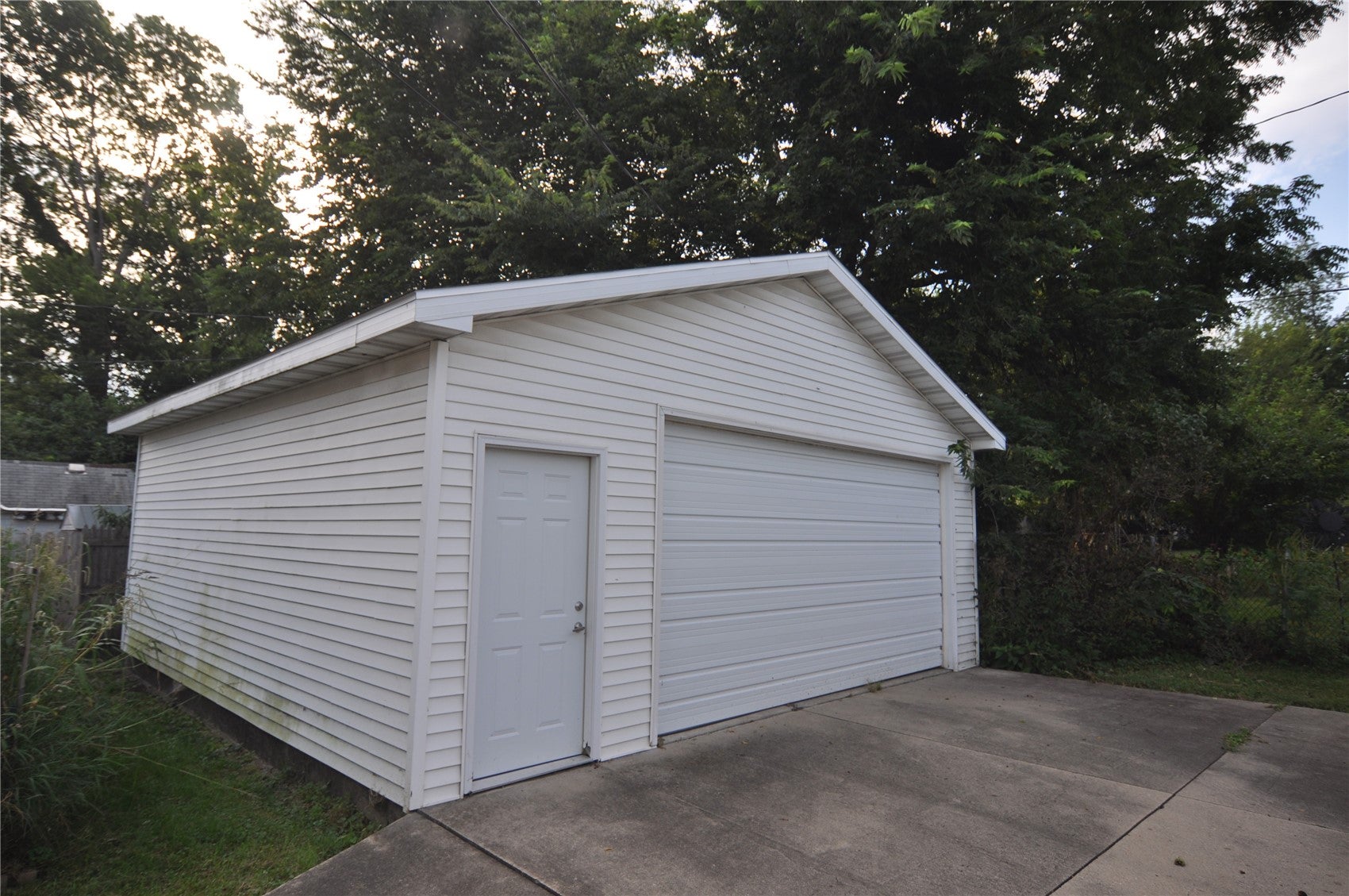 115 27th Street Drive SE