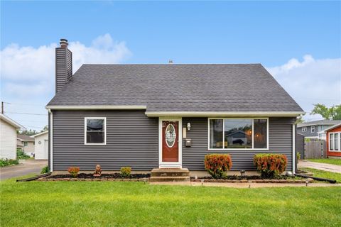 3007 Ravenwood Terrace NW Cedar Rapids IA 52405