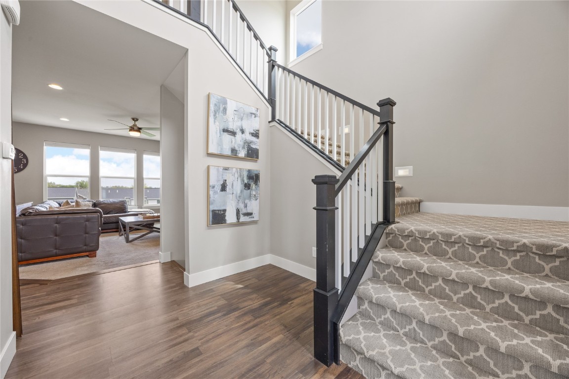 2112 Wycliffe Court SW