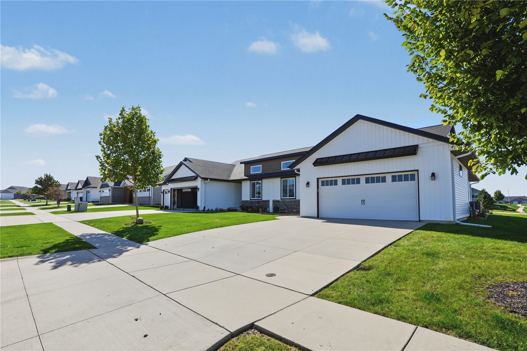 3301 Platinum Way