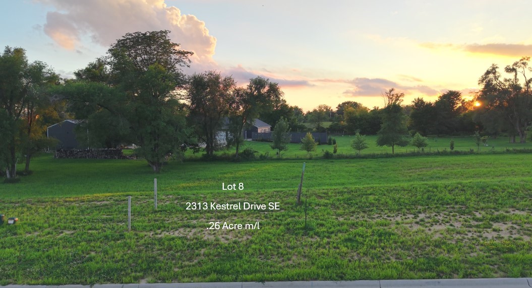Photo 1 of 6 — 2313 Kestrel Drive SE, Cedar Rapids, IA 52403