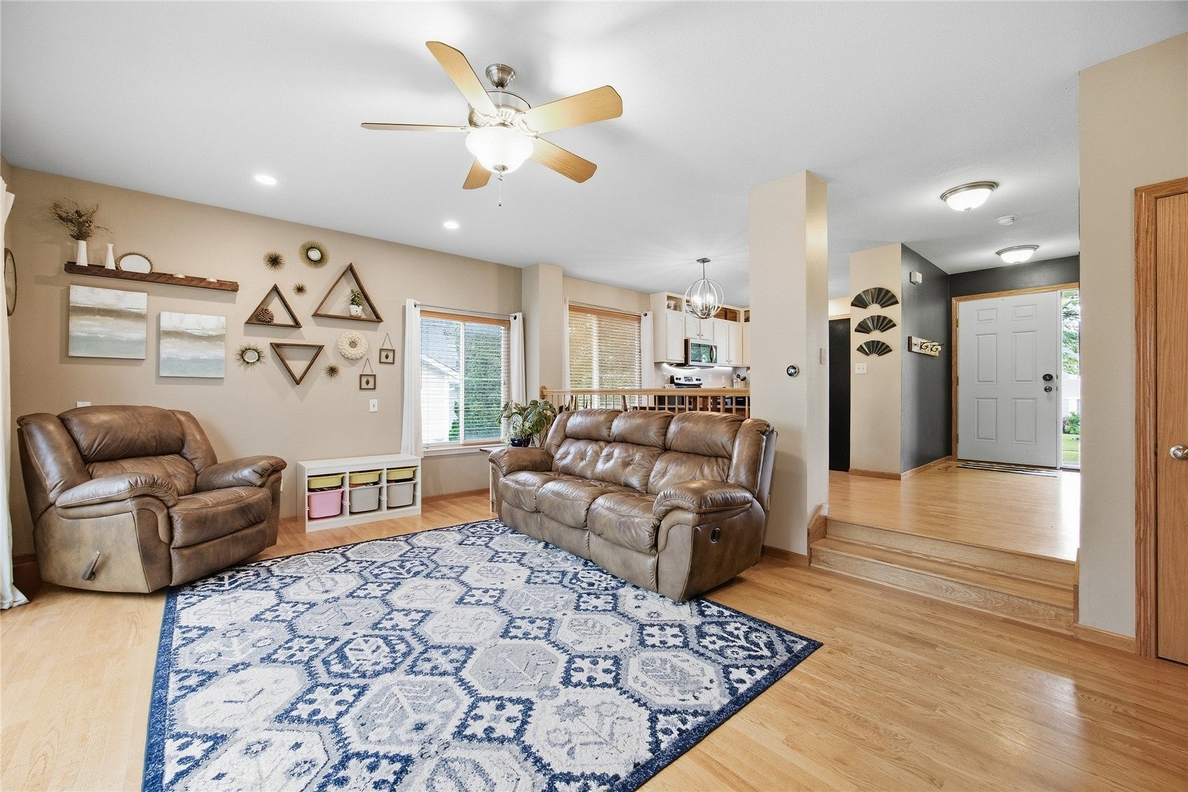 1372 Woolridge Dr