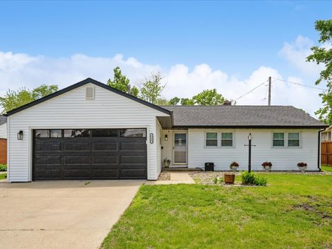 1137 29th Street NE Cedar Rapids IA 52402