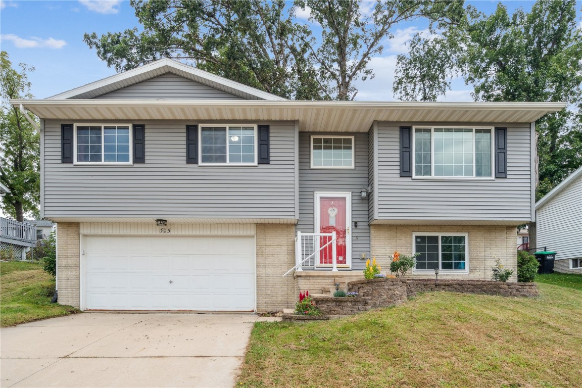 305 Valleyview Drive