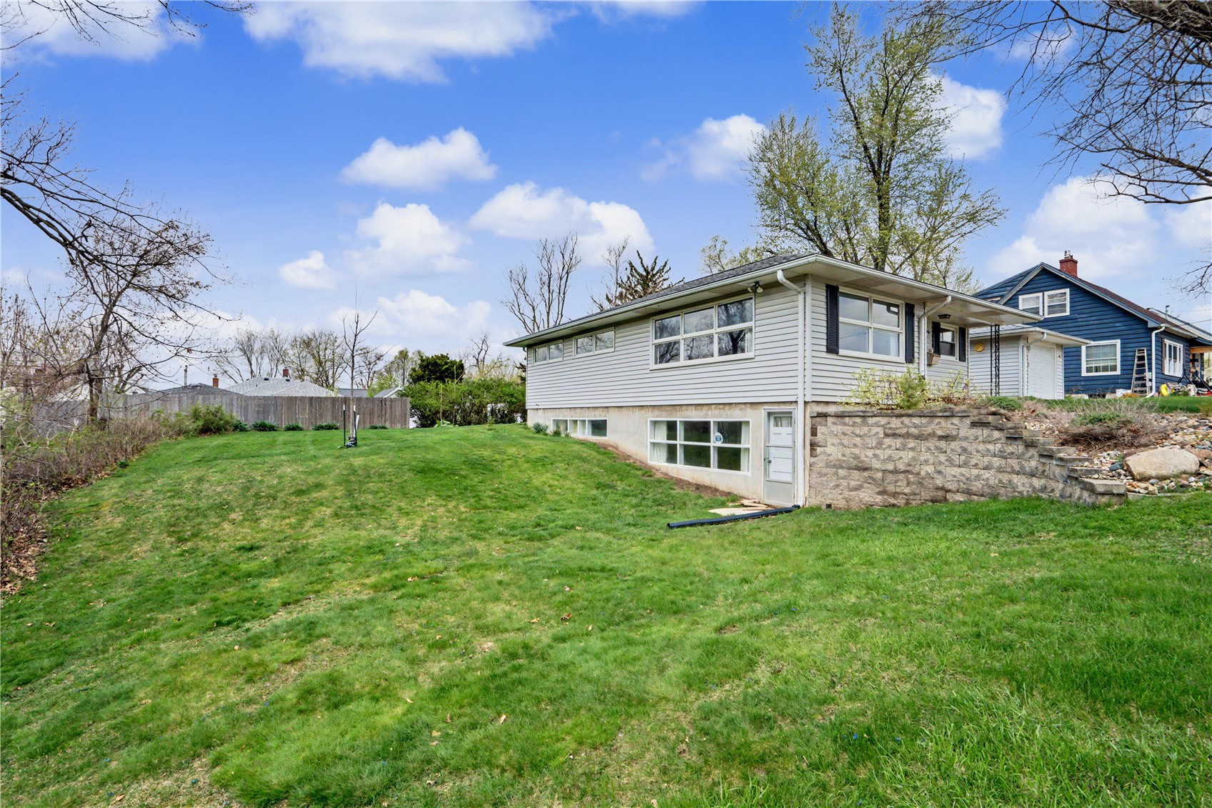 1021 Norwood Drive SE