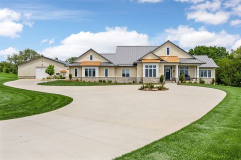 4210 Wright Brothers Boulevard E Ely IA 52227