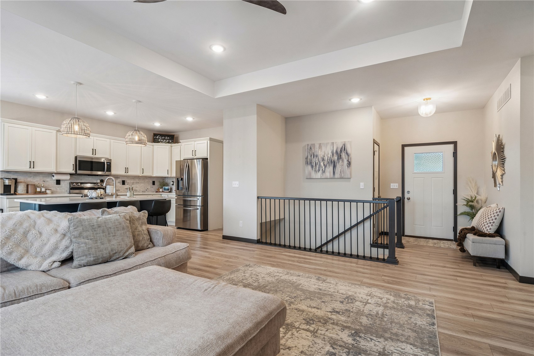 1389 Cardinal Dr