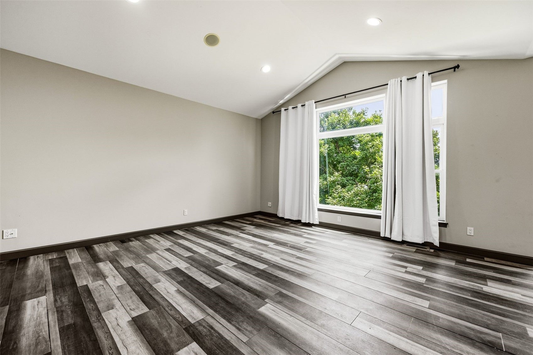 426 PRAIRIE VIEW Drive