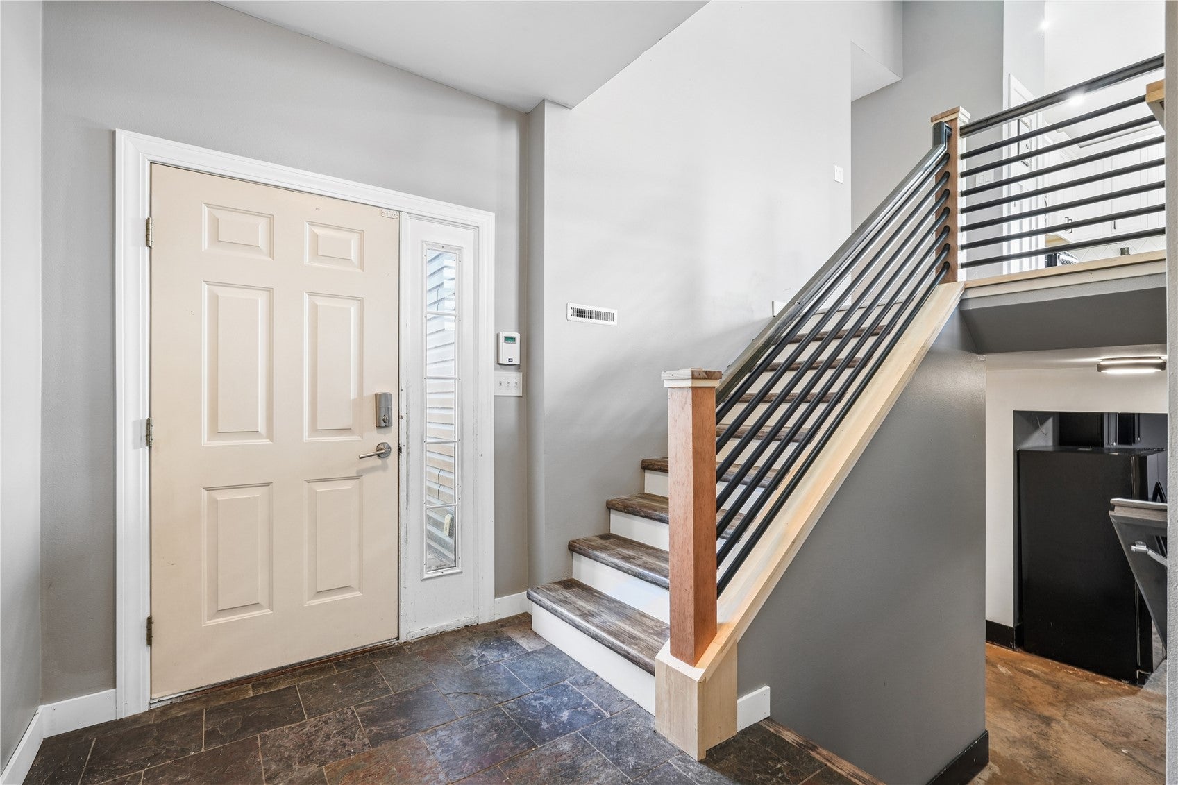 425 3rd Street SW