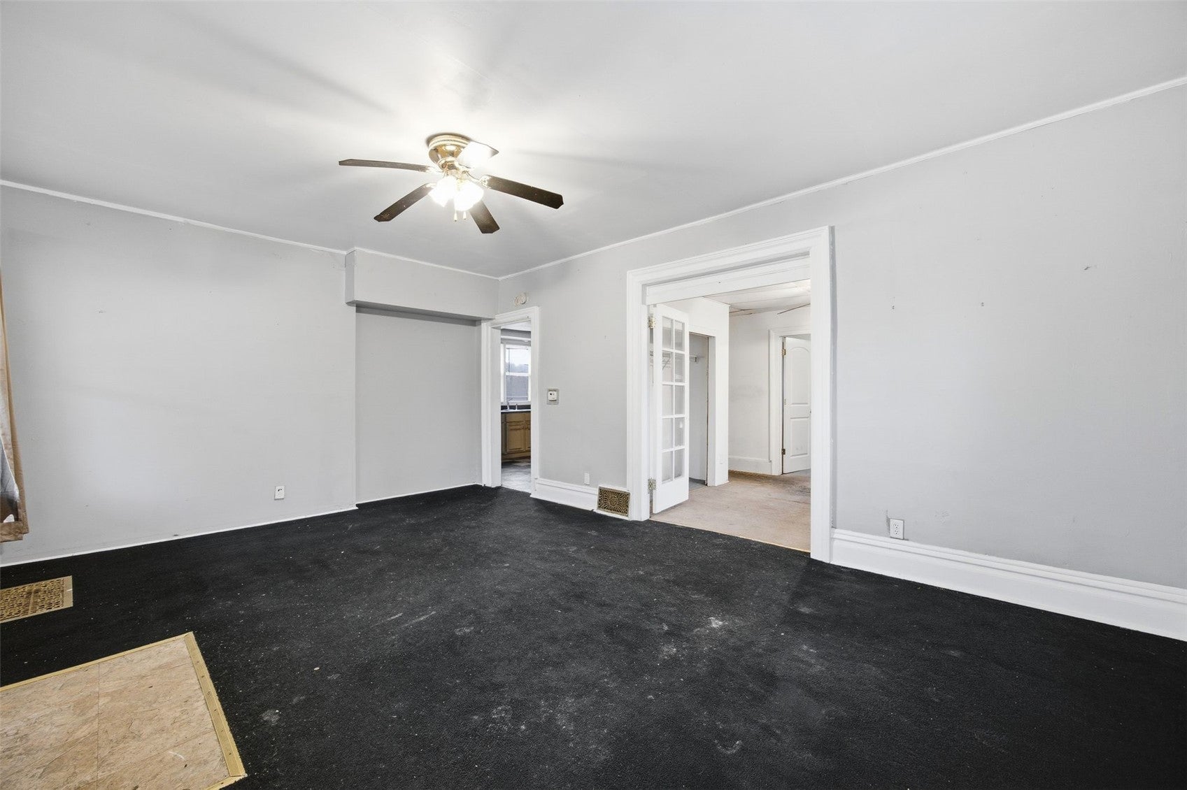 1228 6th Ave SE