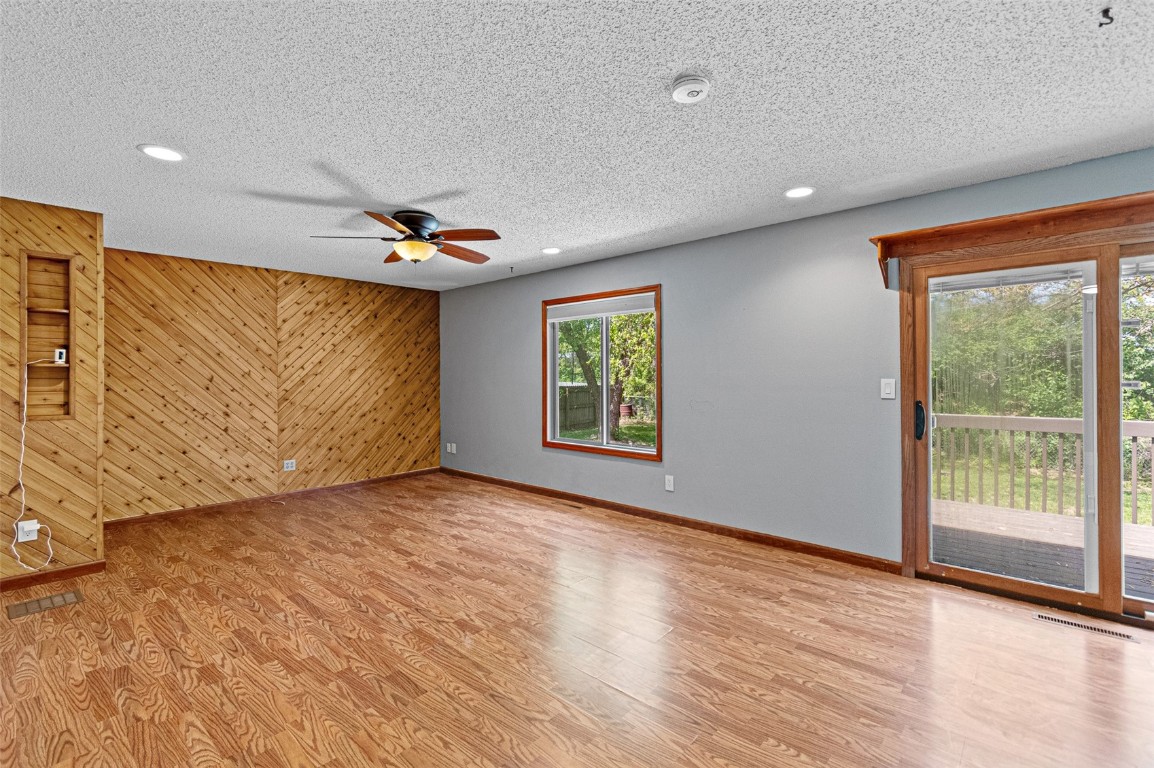 206 Hilltop Road SW