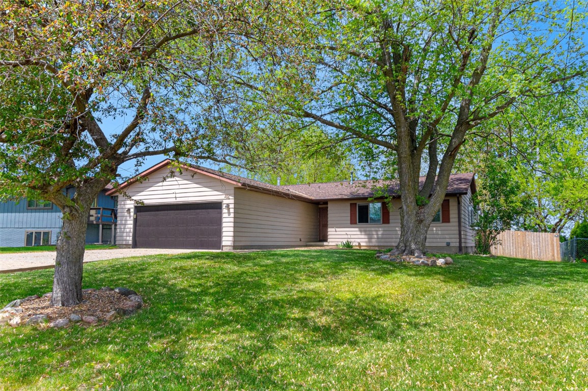 206 Hilltop Road SW