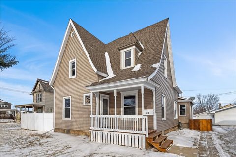 309 W 6th Street Vinton IA 52349