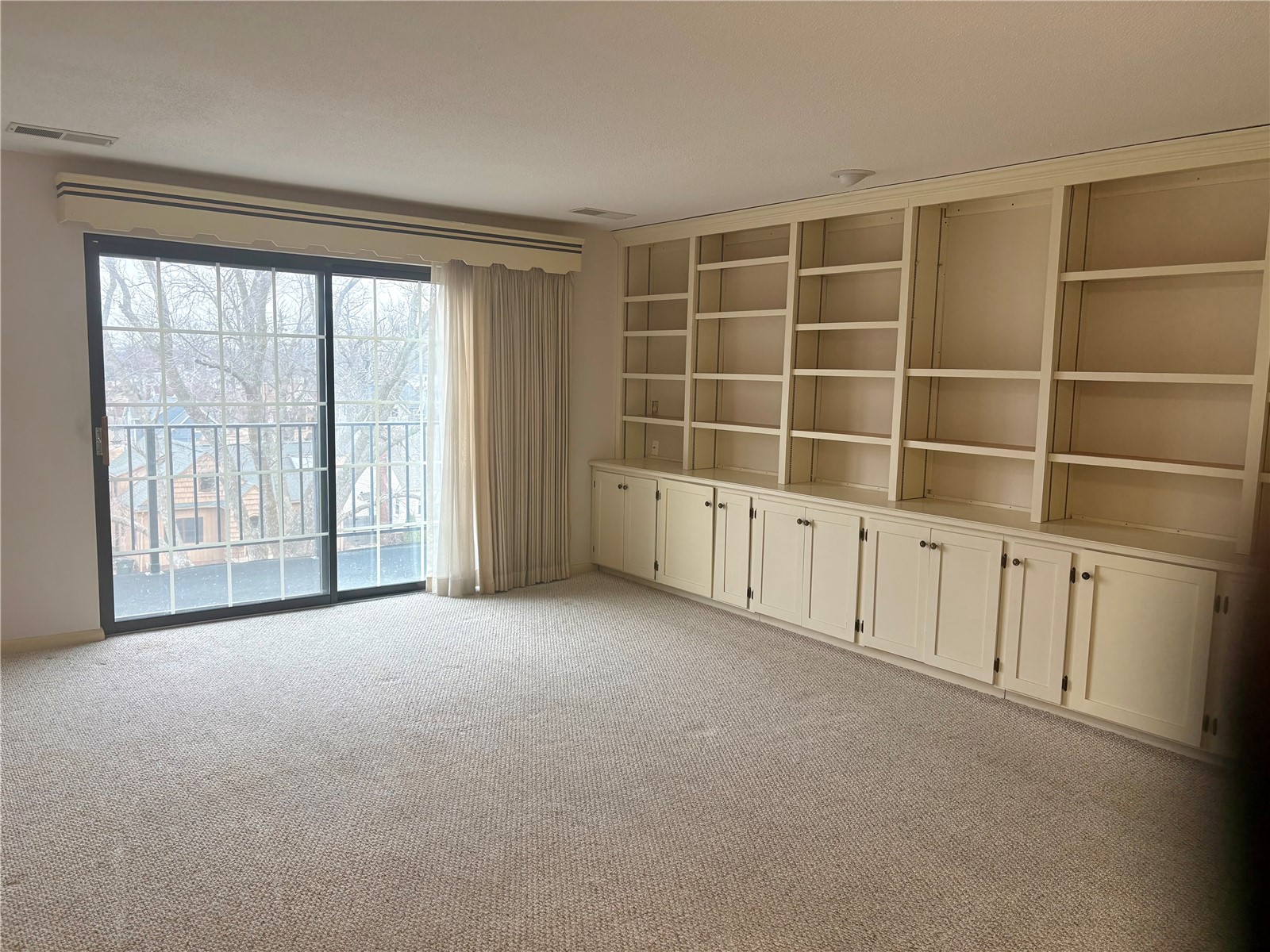 130 Thompson Drive SE 308