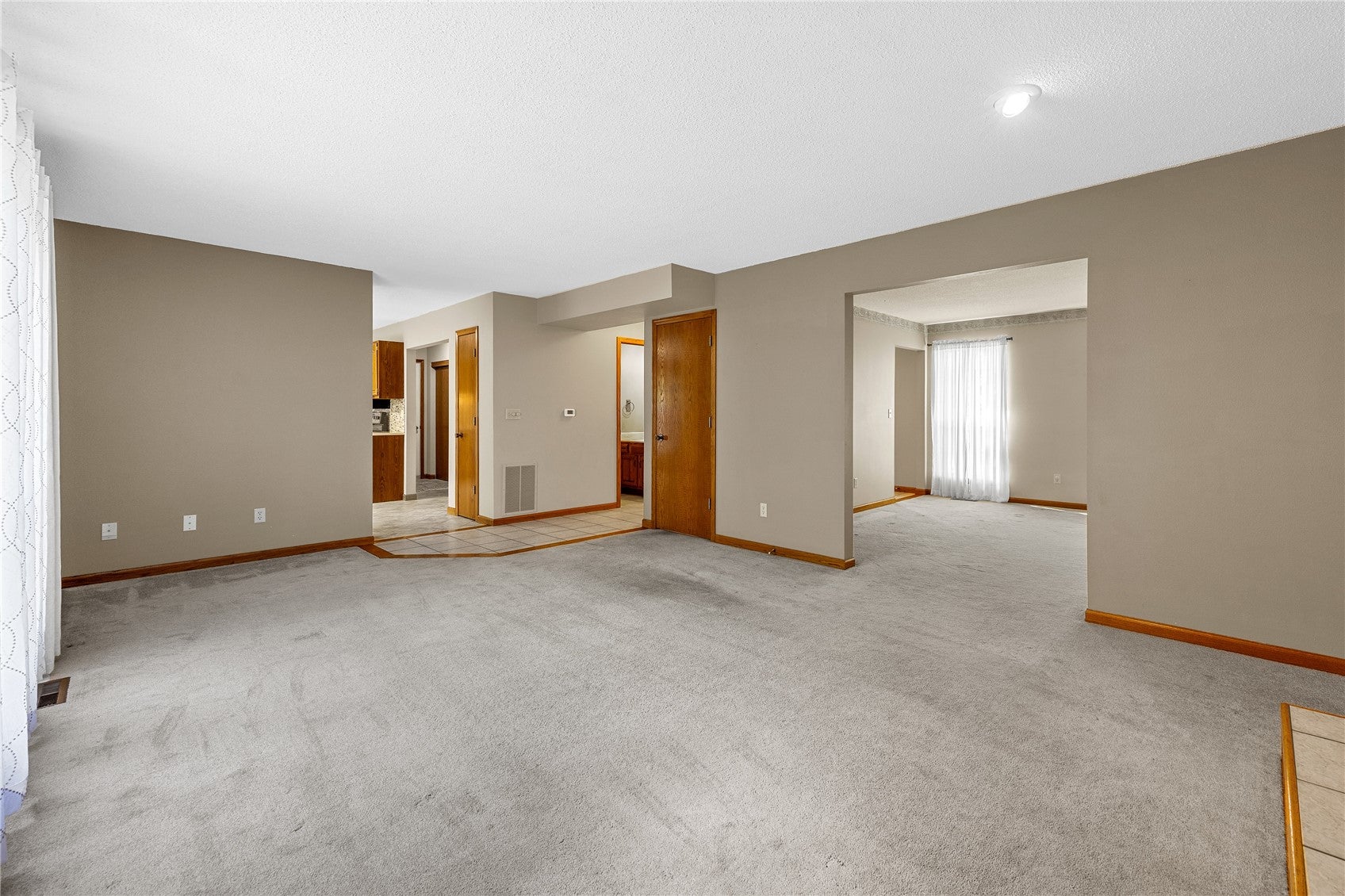 413 Rockvalley Dr SW