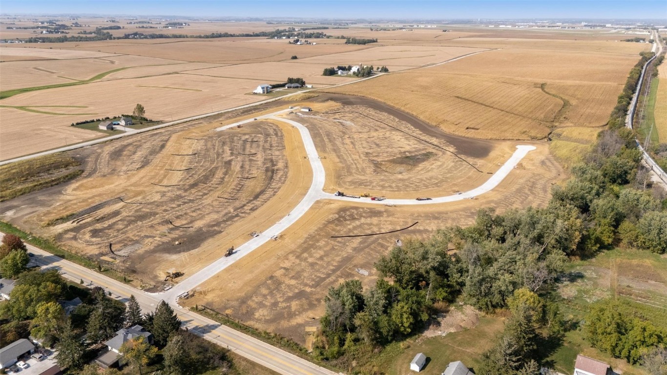 135 Pleasant Hill Drive NW