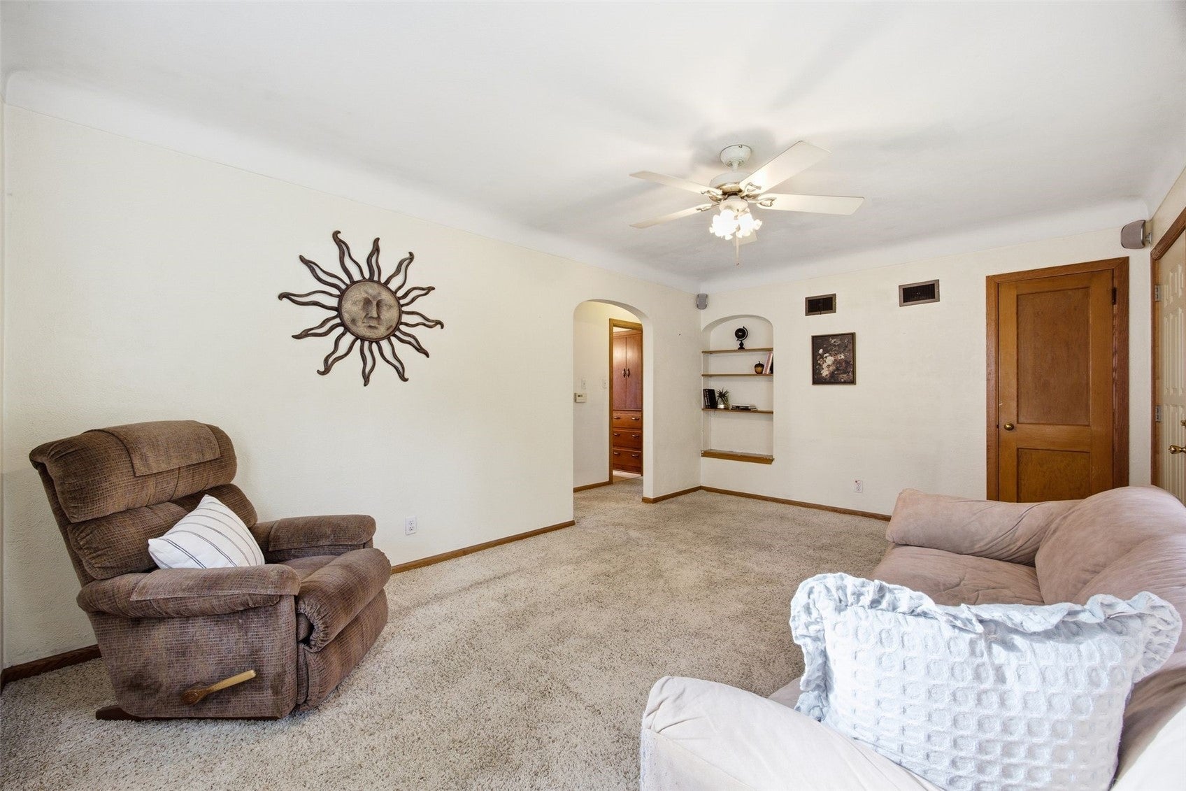 1829 K Avenue NE
