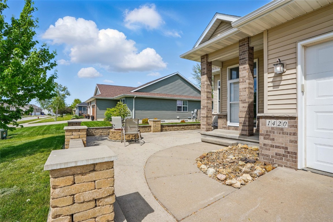 1420 Deerfield Drive