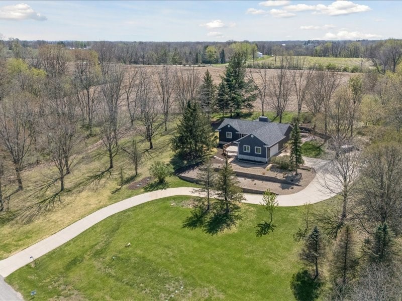 2698 Hidden Valley Trail NE