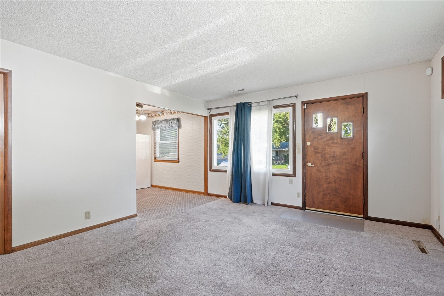 1360 Starry Drive