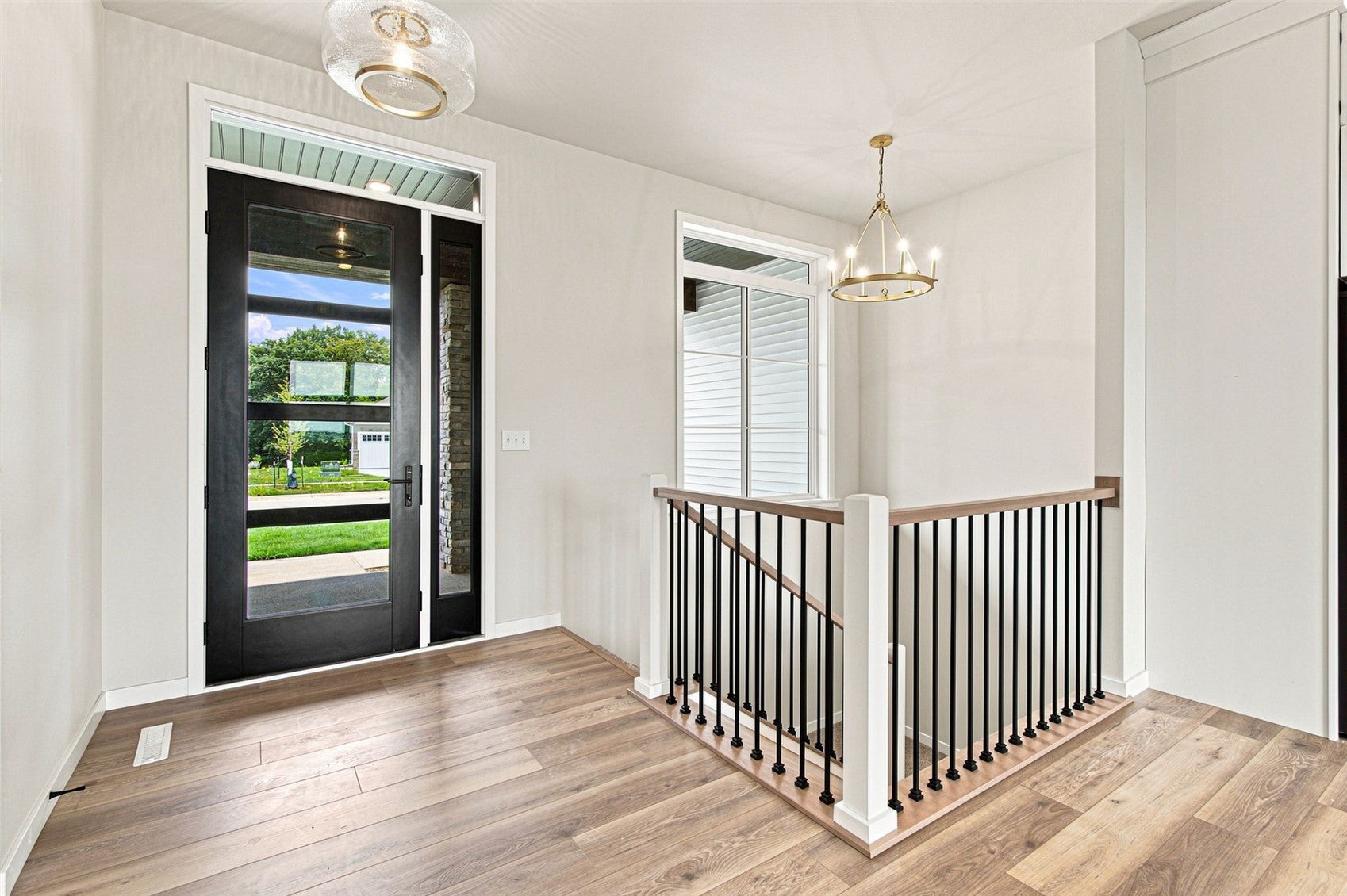 3040 Ridgeview Circle