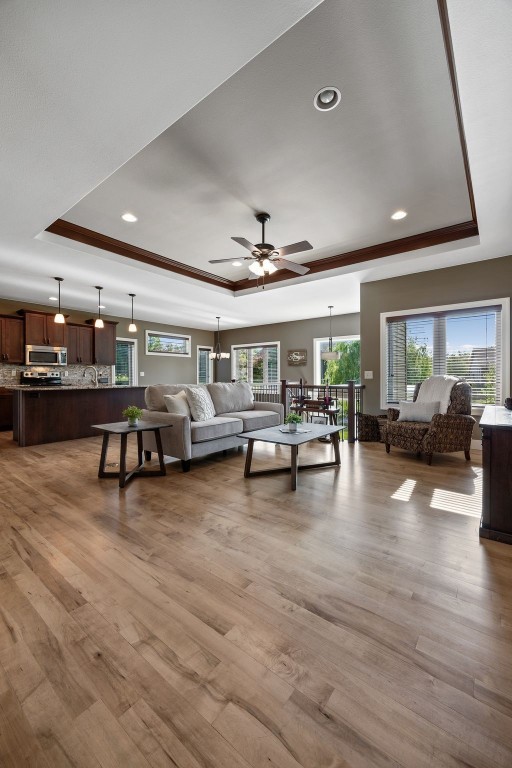 2913 Diamondhead Road