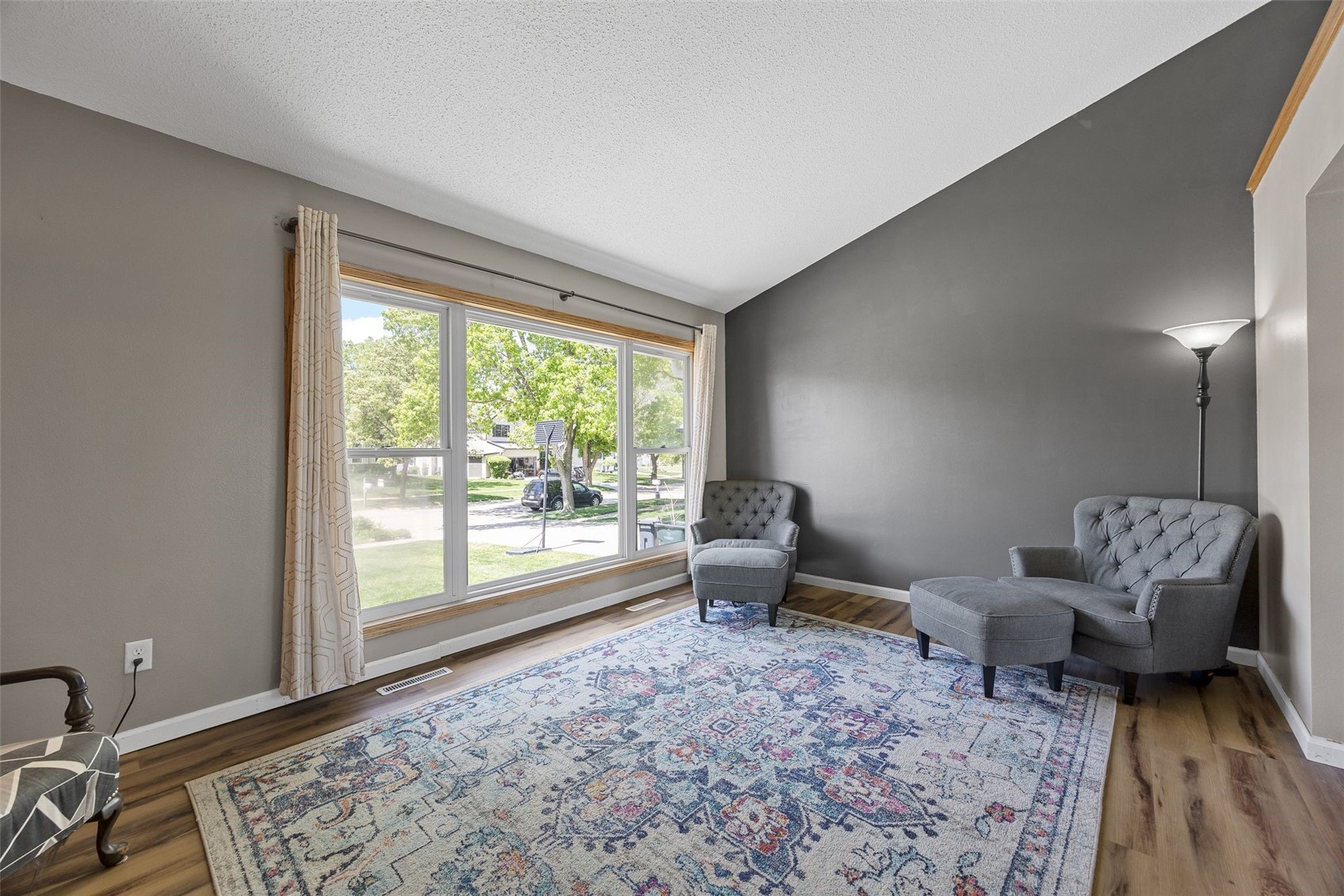 111 Stoney Creek Road NW